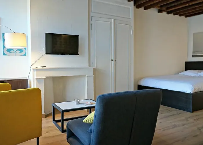 דירה Little - Heloise ליל